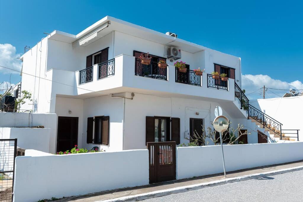 Palaikastro Holiday Apartment Sitia  Ngoại thất bức ảnh